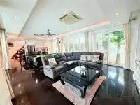 5 Bedroom House for Sale & Rent in Jomtien, Pattaya, Thailand — 5-bedroom House — photo 2