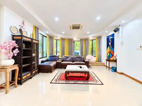 6 Bedroom House for Rent in Jomtien, Pattaya, Thailand — 6-bedroom House — photo 2