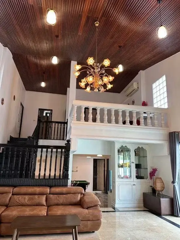 6 Bedroom House for Rent in Jomtien