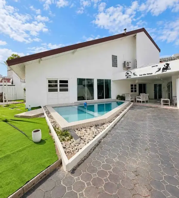 6 Bedroom House for Rent in Jomtien