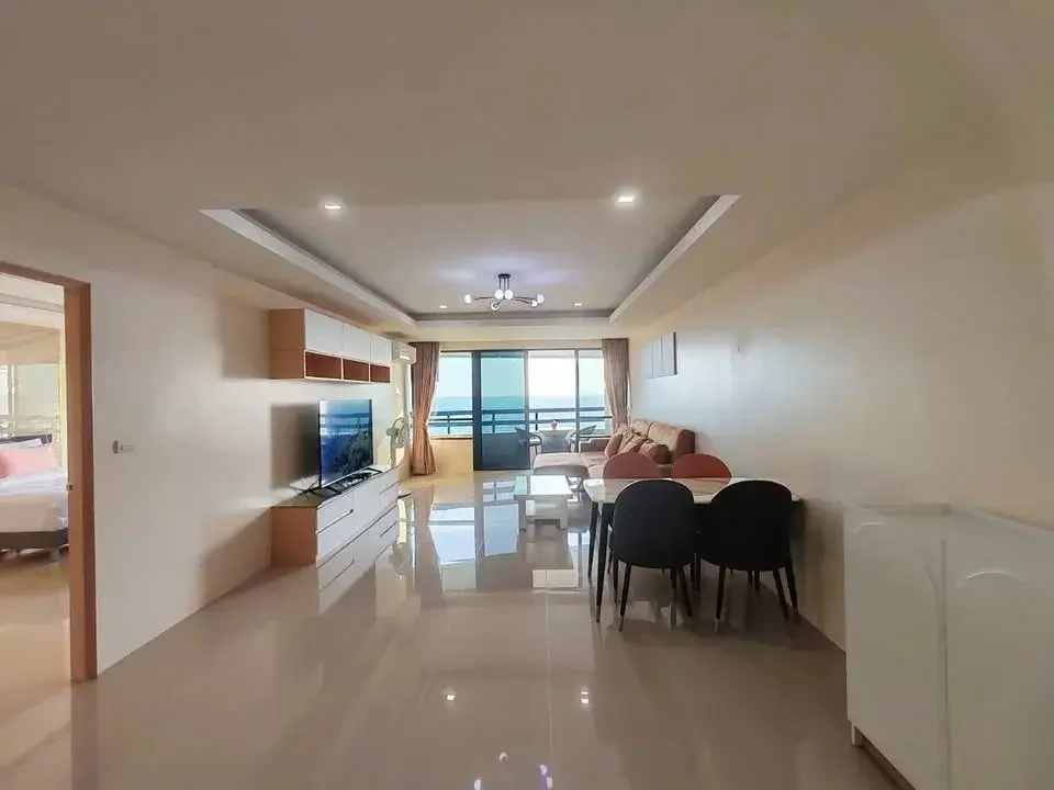1 Bedroom Condo for Rent at Jomtien Plaza Condotel, Pattaya, Thailand — 1-bedroom Condo — photo 1