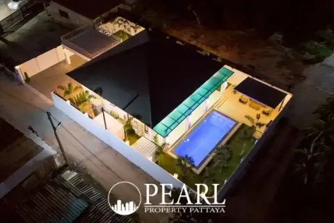 3 Bedroom House for Sale in L Pattaya spacious living room with sofa