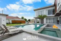 7 Bedroom House for Sale in Huay Yai swimming pool