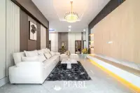 3 Bedroom House for Sale in East Pattaya modern kitchen
