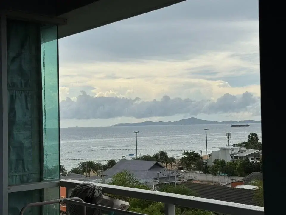 2 Bedroom Condo for Rent at Lumpini Park Beach Jomtien balcony view of sea, islands and coastline