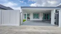 3 Bedroom House for Sale in Mabprachan, Pattaya, Thailand — 3-bedroom House — photo 1