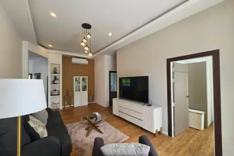 3 Bedroom House for Sale in Mabprachan, Pattaya, Thailand — 3-bedroom House — photo 2