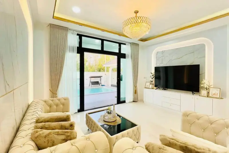 5 Bedroom House for Sale in Mabprachan – Villa/House for Sale in Pattaya