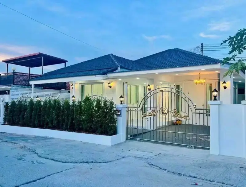 2 Bedroom House for Sale in Mabprachan