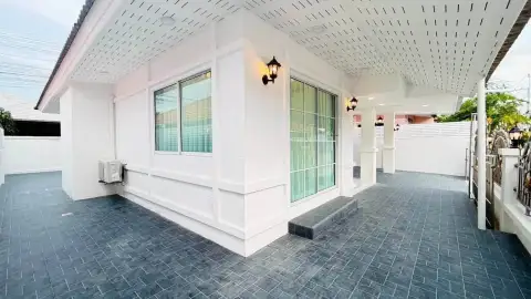 2 Bedroom House for Sale in Mabprachan, Pattaya, Thailand — 2-bedroom House — photo 5