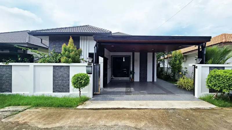 3 Bedroom House for Sale in Mabprachan – Villa/House for Sale in Pattaya