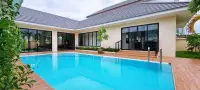 3 Bedroom House for Rent at Horseshoe Point, Pattaya, Thailand — 3-bedroom House — photo 1