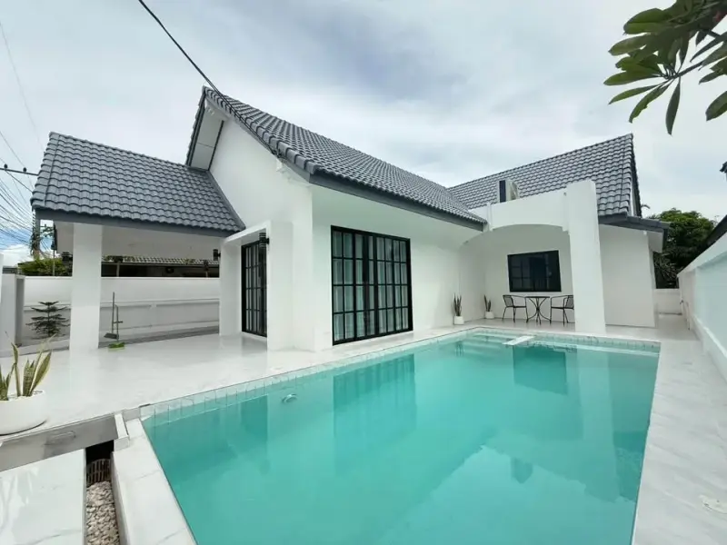 3 Bedroom House for Sale in Mabprachan – Villa/House for Sale in Pattaya