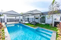 3 Bedroom House for Sale in Mabprachan, Pattaya, Thailand — 3-bedroom House — photo 2