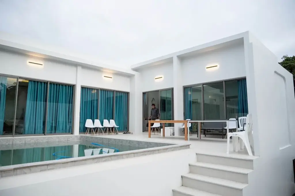 4 Bedroom House for Rent in Mabprachan, Pattaya, Thailand — 4-bedroom House — photo 1