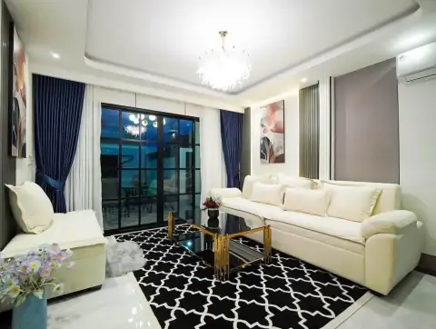 4 Bedroom House for Sale in Mabprachan, Pattaya, Thailand — 4-bedroom House — photo 2