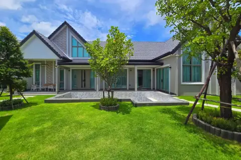4 Bedroom House for Sale in Mabprachan, Pattaya, Thailand — 4-bedroom House — photo 3