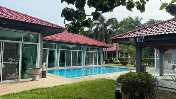 4 Bedroom House for Rent in Mabprachan