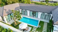 5 Bedroom House for Sale in Mabprachan, Pattaya, Thailand — 5-bedroom House — photo 1
