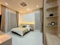 5 Bedroom House for Sale in Mabprachan, Pattaya, Thailand — 5-bedroom House — photo 5