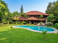 5 Bedroom House for Sale in Mabprachan, Pattaya, Thailand — 5-bedroom House — photo 1