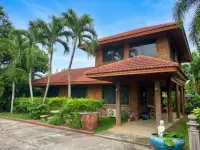 5 Bedroom House for Sale in Mabprachan, Pattaya, Thailand — 5-bedroom House — photo 2