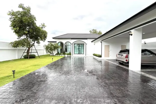 5 Bedroom House for Sale in Mabprachan