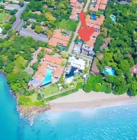 7 Bedroom House for Sale at Majestic Residence Pratumnak aerial view of the beachfront property location with pools and gardens