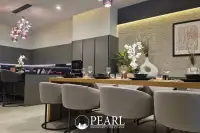 6 Bedroom House for Sale in Central Pattaya spacious living room
