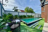 5 Bedroom House for Sale in Country Club Villa private swimming pool