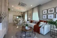 3 Bedroom House for Sale in Tropical Village 3 spacious living room