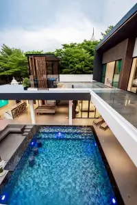 7 Bedroom House for Sale & Rent at Nagawari Pattaya rooftop terrace overlooking pool and lounge deck