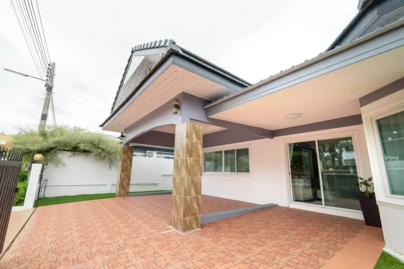 3 Bedroom House for Sale in Nong Pla Lai – Villa/House for Sale in Pattaya