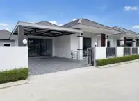 3 Bedroom House for Sale in Nong Pla Lai, Pattaya, Thailand — 3-bedroom House — photo 2
