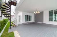 3 Bedroom House for Sale in Nong Pla Lai, Pattaya, Thailand — 3-bedroom House — photo 2