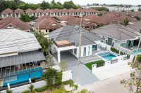 3 Bedroom House for Sale in Nong Pla Lai, Pattaya, Thailand — 3-bedroom House — photo 4