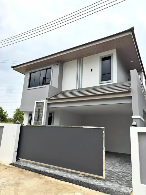 4 Bedroom House for Sale in Nong Pla Lai