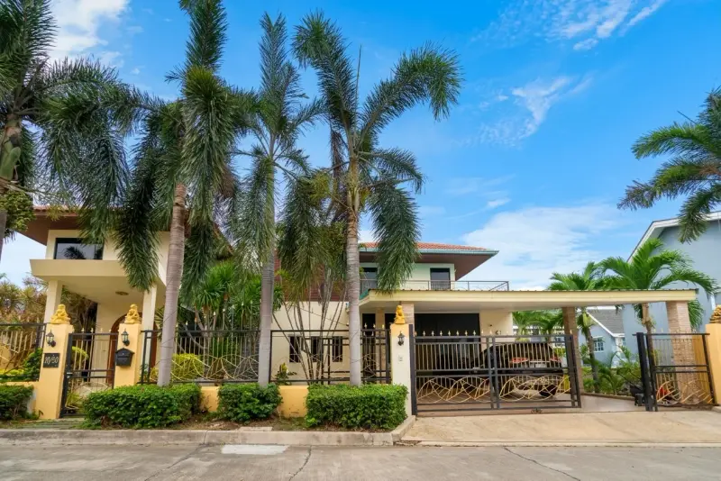 5 Bedroom House for Sale & Rent at Paradise Villa 1 & 2 – Villa/House for Sale in Pattaya