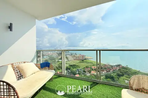 2 Bedroom Condo for Sale in Riviera Monaco modern kitchen with island