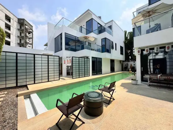 4 Bedroom House for Sale at Palm Spring villa Pattaya
