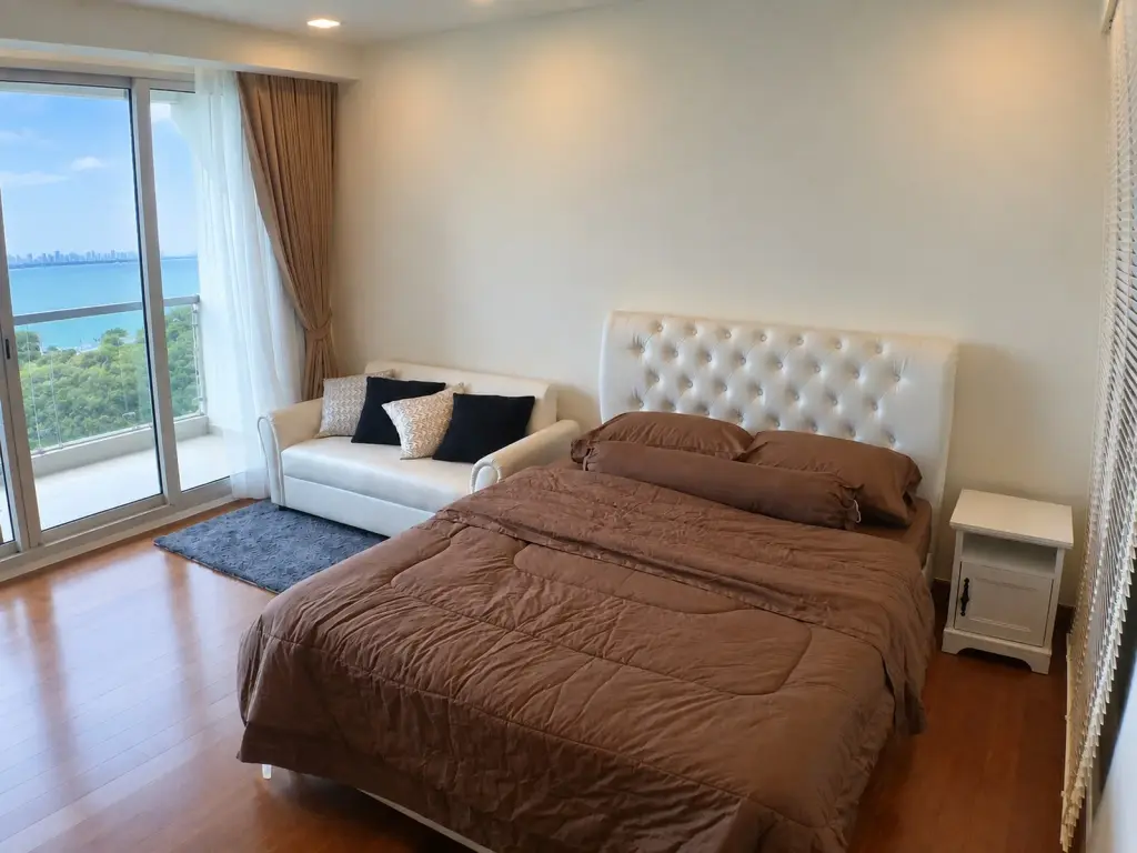 Studio Condo for Sale at Palm Wongamat, Pattaya, Thailand — Condo — photo 1