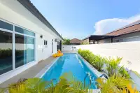 3 Bedroom House for Sale at Panalee Village, Pattaya, Thailand — 3-bedroom House — photo 2