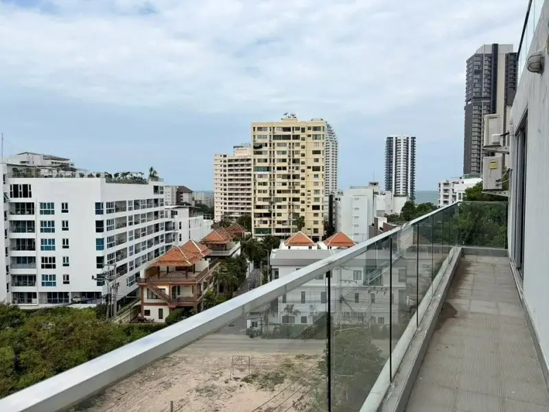 2 Bedroom Condo for Sale at Park Royal 3