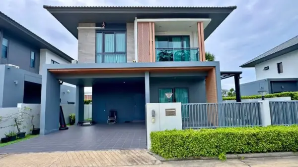 4 Bedroom House for Sale at Patta Define