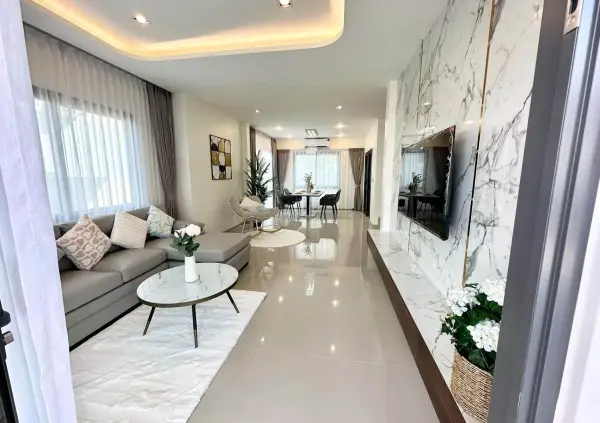 3 Bedroom House for Sale in Bang Lamung