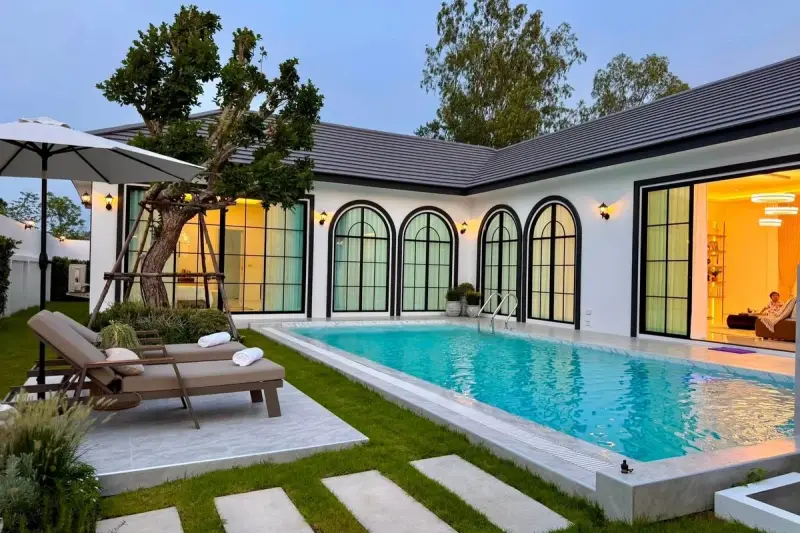 5 Bedroom House for Sale in Mabprachan – Villa/House for Sale in Pattaya