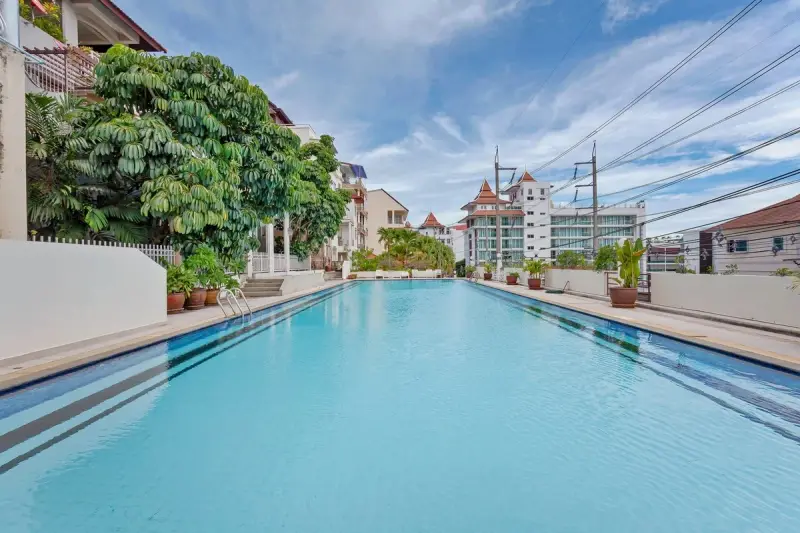 8 Bedroom House for Sale & Rent in Pratumnak Hill – Villa/House for Rent in Pattaya