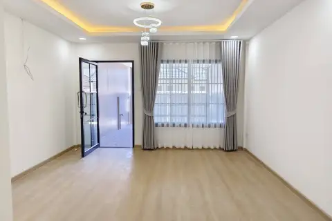 2 Bedroom Townhouse for Sale in East Pattaya, Pattaya, Thailand — 2-bedroom Townhouse — photo 3