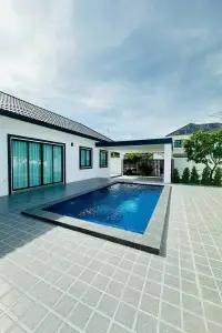 3 Bedroom House for Sale in Chak Nok, Pattaya, Thailand — 3-bedroom House — photo 2