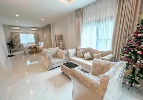 3 Bedroom House for Sale & Rent at Supalai Parkville Pattaya-Sukhumvit, Pattaya, Thailand — 3-bedroom House — photo 2